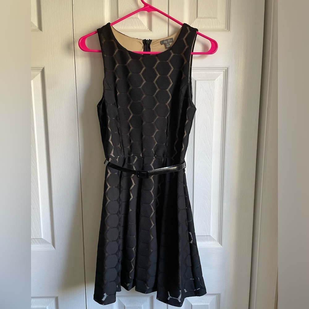 Lily Rose black sleeveless lace dress
